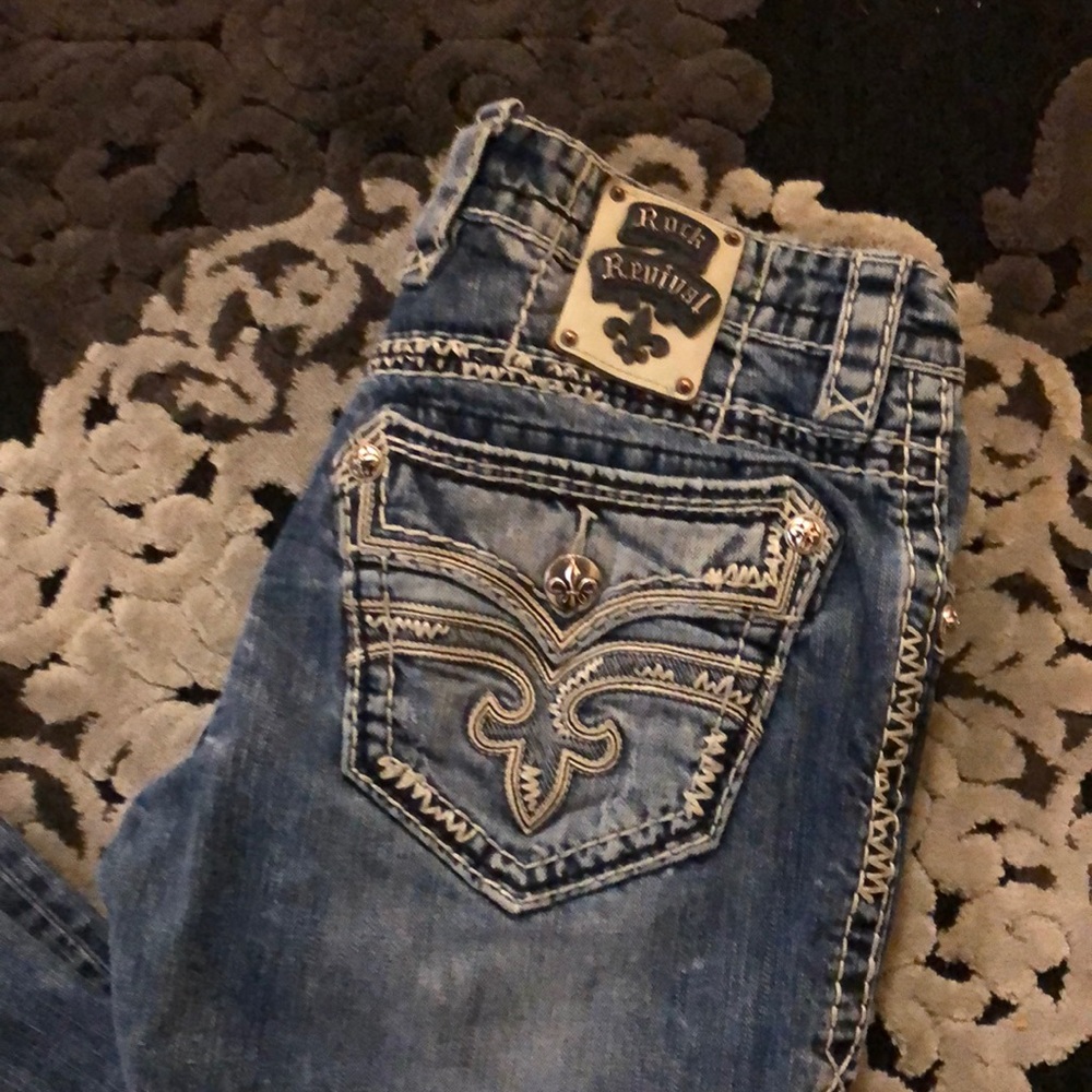 Men’s rock revival jeans!